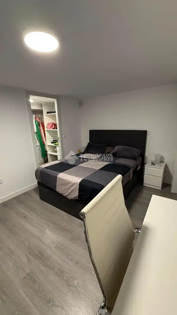 Schlafzimmer von Wohnung zum Verkauf in Madrid mit Klimaanlage, Heizung und Möbliert
