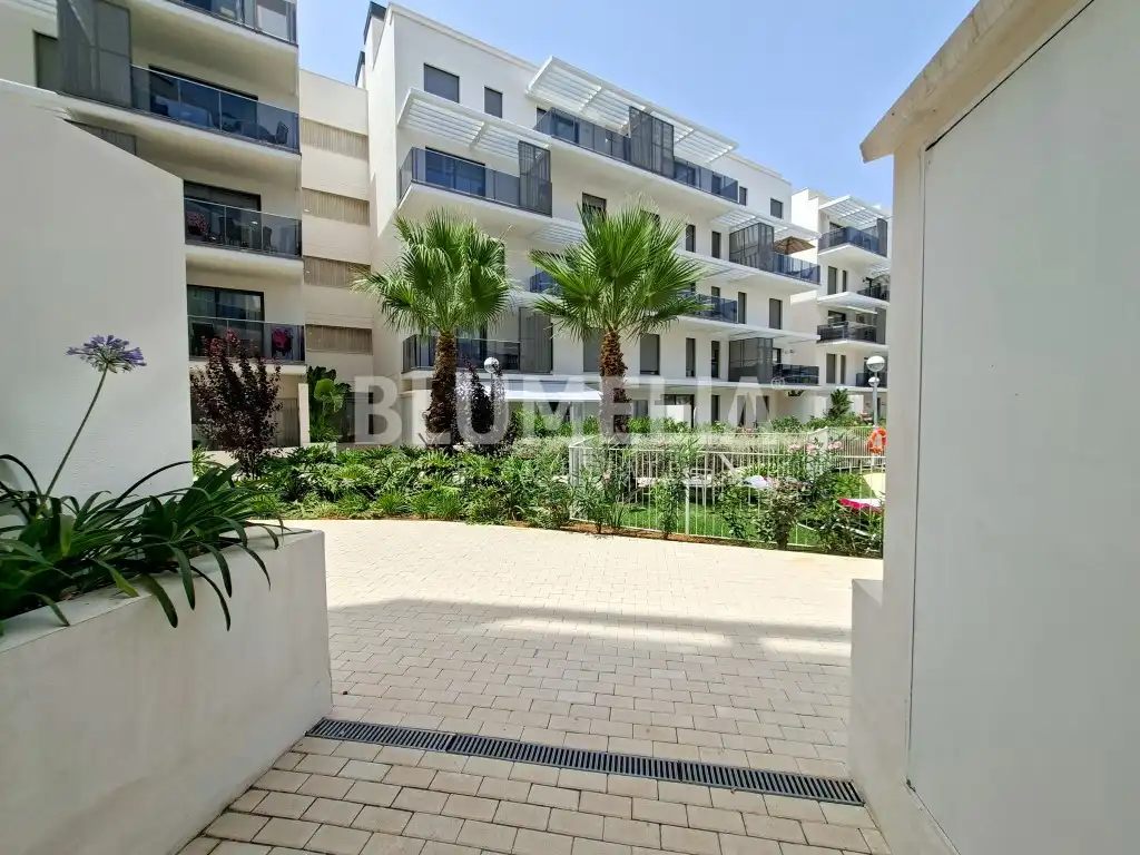 Terrassa de Apartament en venda en Dénia amb Aire condicionat, Calefacció i Jardí privat