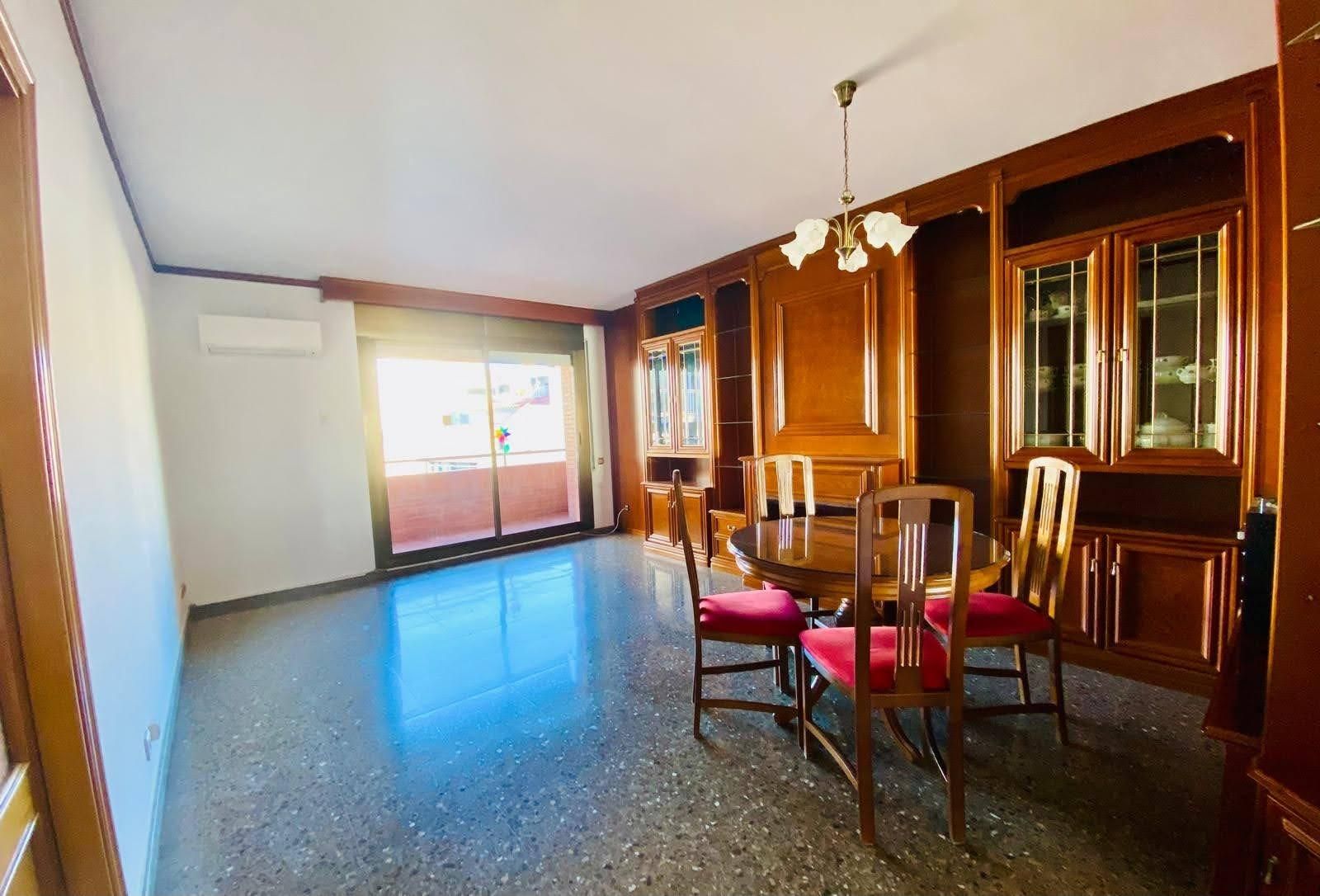 Comedor de Piso en venta en Granollers con Aire acondicionado, Terraza y Balcón