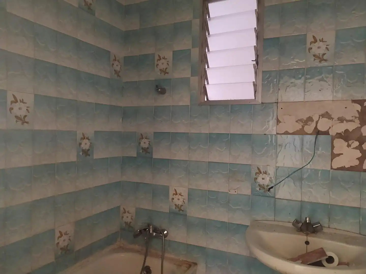 Bathroom of Houses for sale in Anna  with Terrace and Balcony