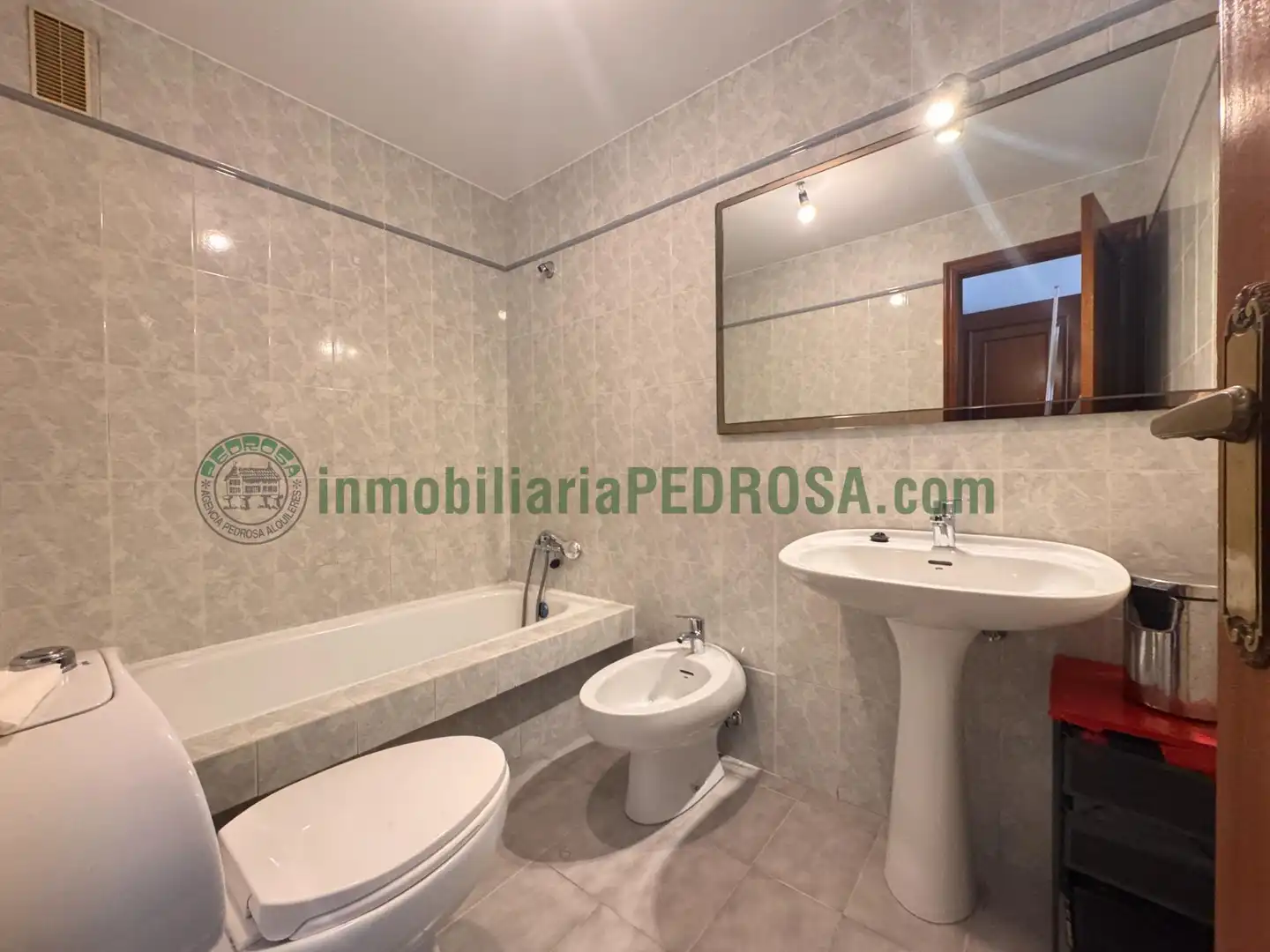 Bedroom of Flat for sale in Pontevedra Capital   with Heating and Storage room