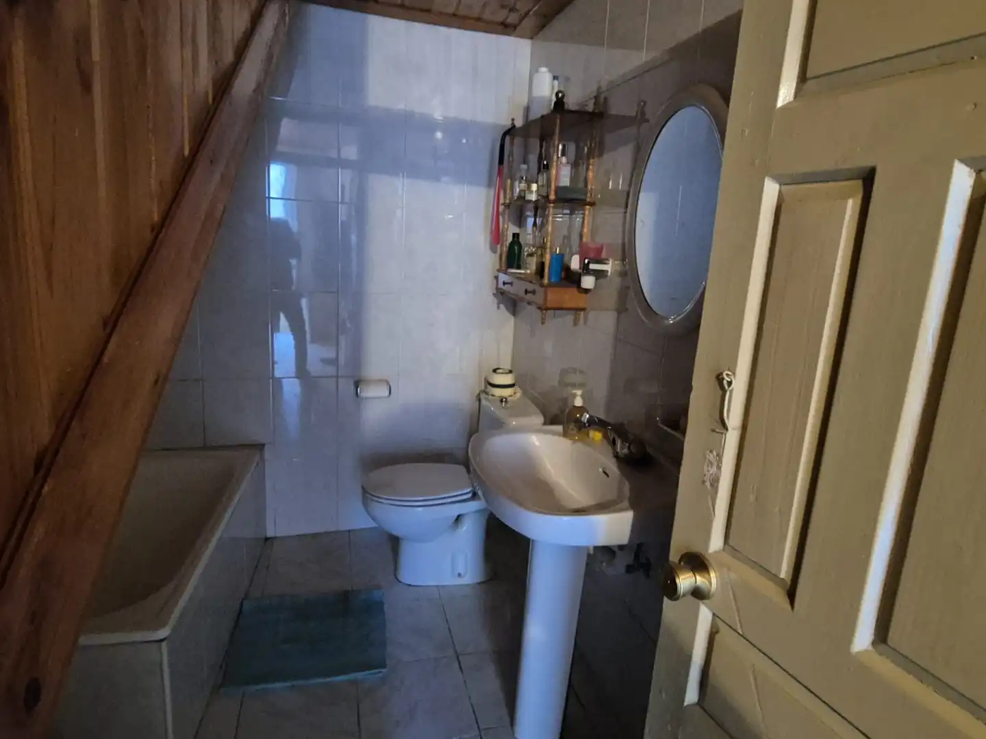 Baño de Finca rústica en venta en Quintana del Castillo con Calefacción, Jardín privado y Parquet