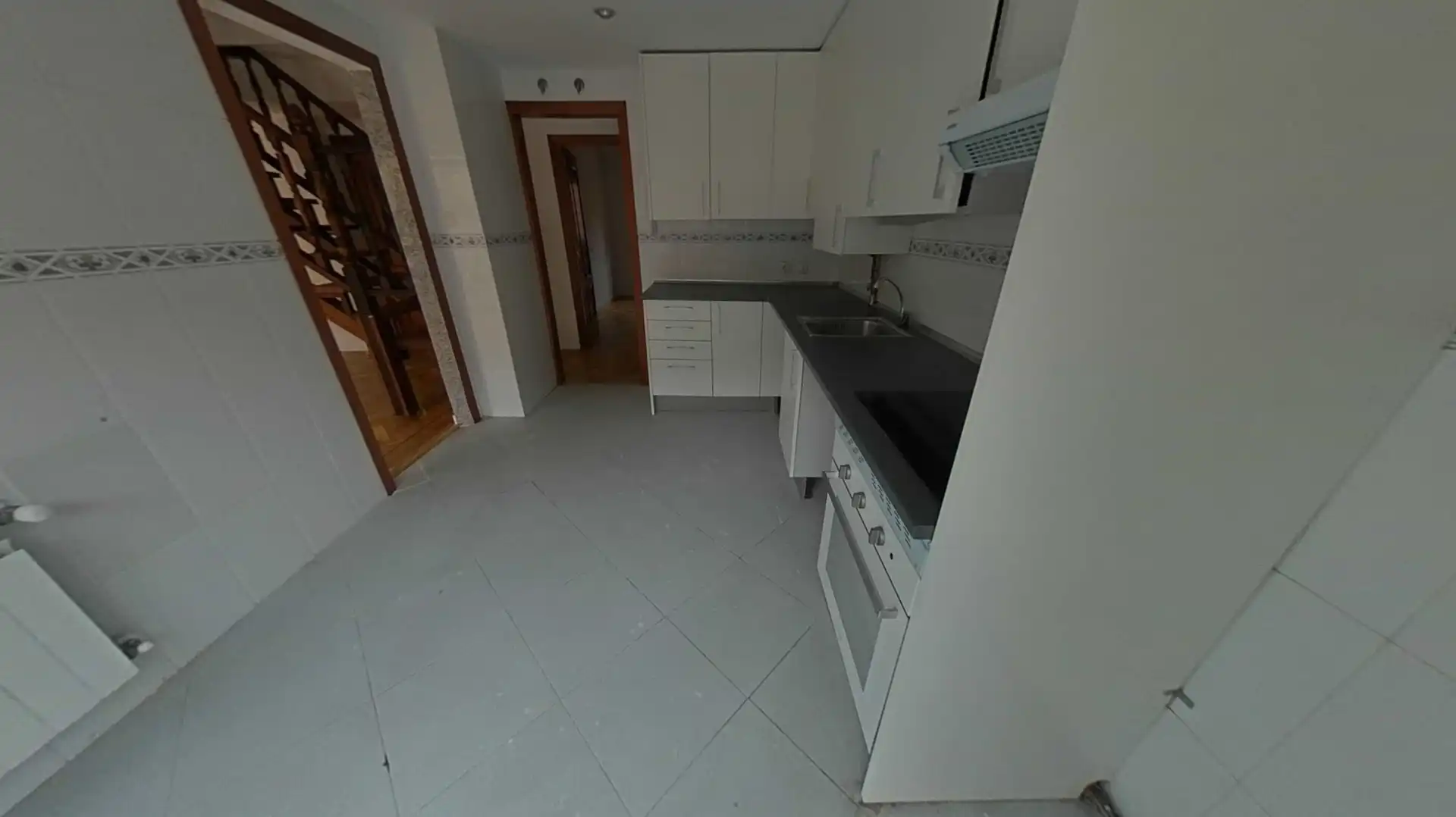 Cocina de Dúplex en venta en San Sebastián de los Reyes con Calefacción, Terraza y Trastero