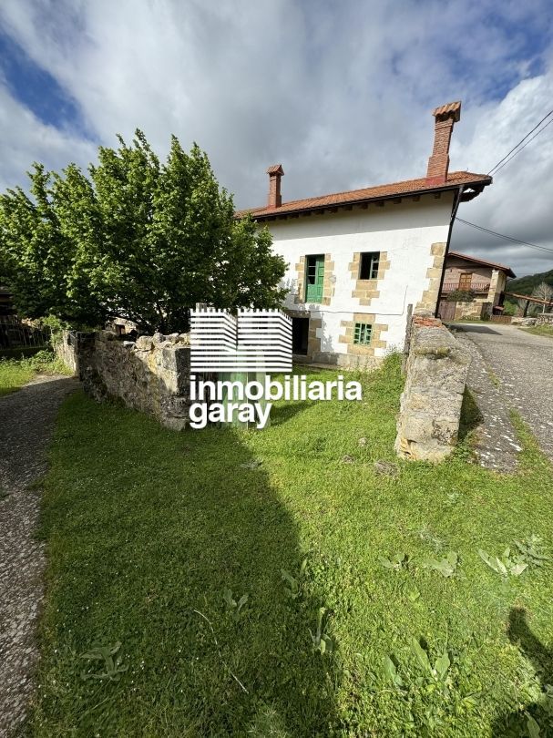 Casa o xalet en venda en Valle de Valdebezana