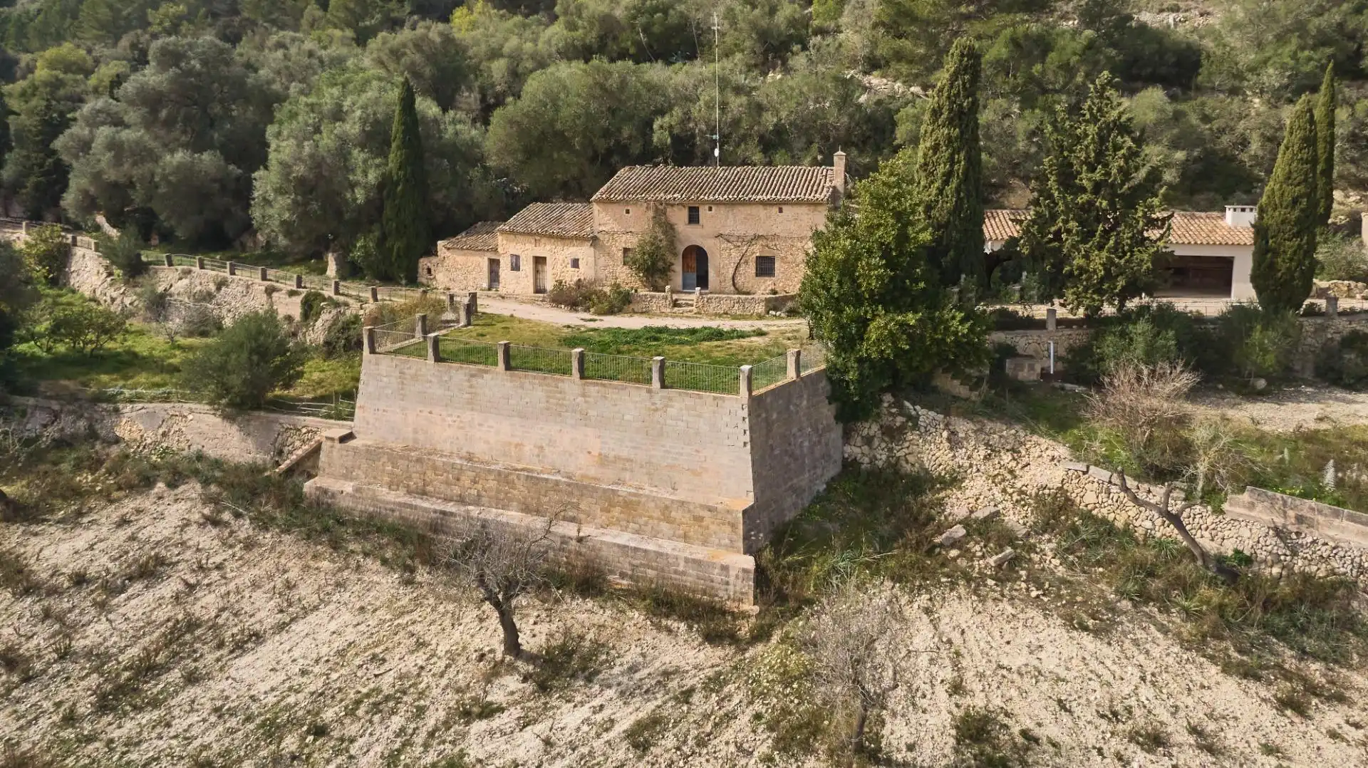 Casa rústica amb piscina en venda a Llucmajor pueblo, imagen 4