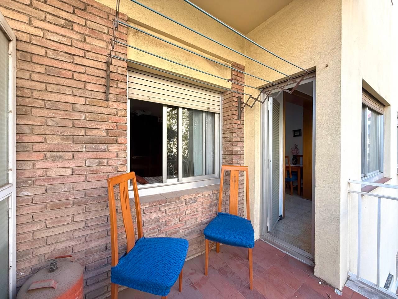 Terrassa de Pis en venda en  Barcelona Capital amb Moblat, Balcó i Alarma