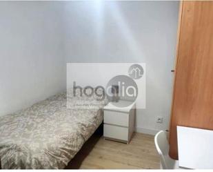 Bedroom of Flat to rent in  Sevilla Capital  with Air Conditioner and Furnished