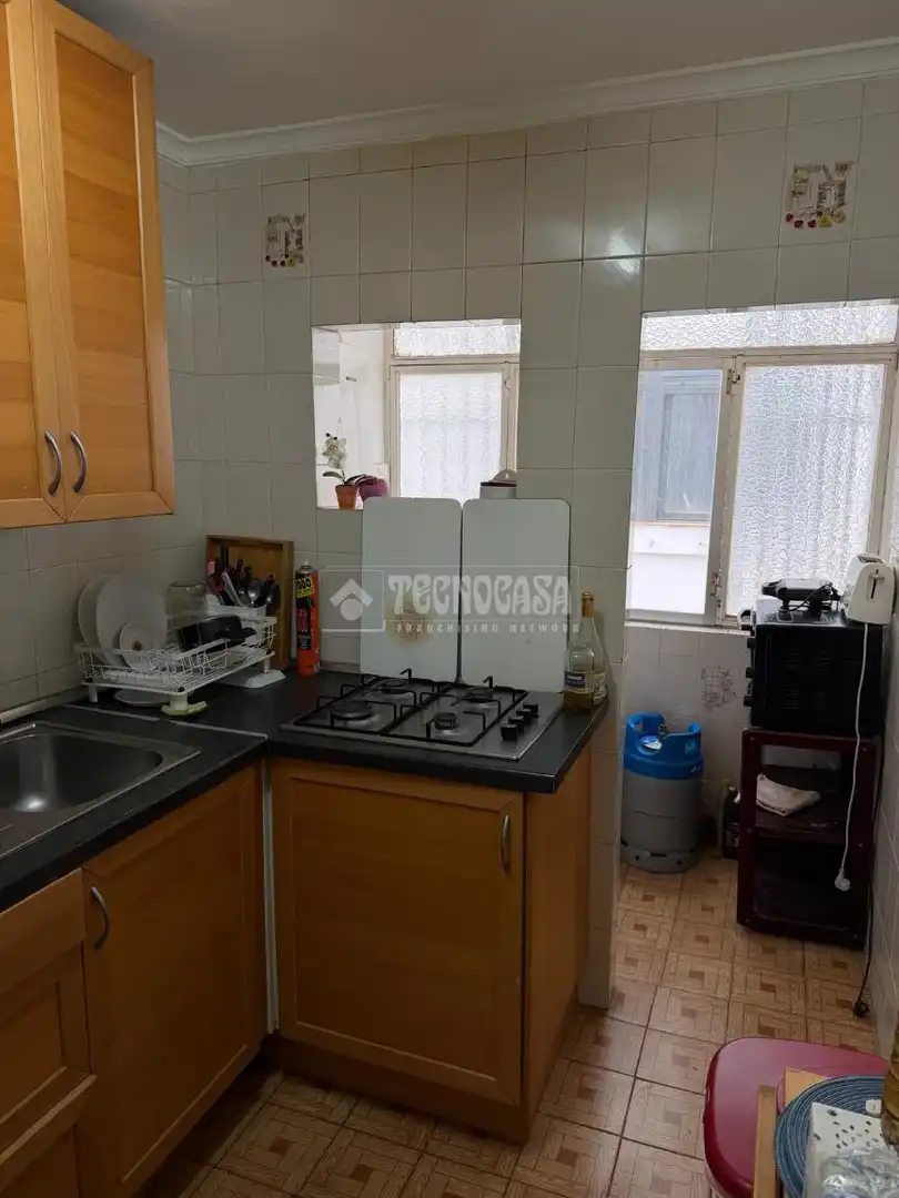 Kitchen of Flat for sale in Sevilla  with Air Conditioner