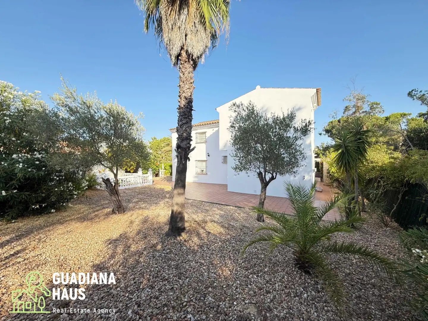 Exterior view of Houses for sale in Isla Cristina  with Air Conditioner, Heating and Private garden