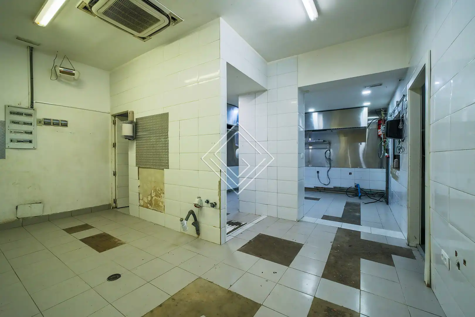 Cocina de Local en venta en Madrid con Aire acondicionado, Calefacción y Alarma