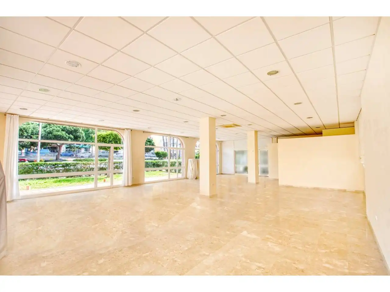 Local comercial en venta en Urbanizacion Costa del Oro, imagen 10