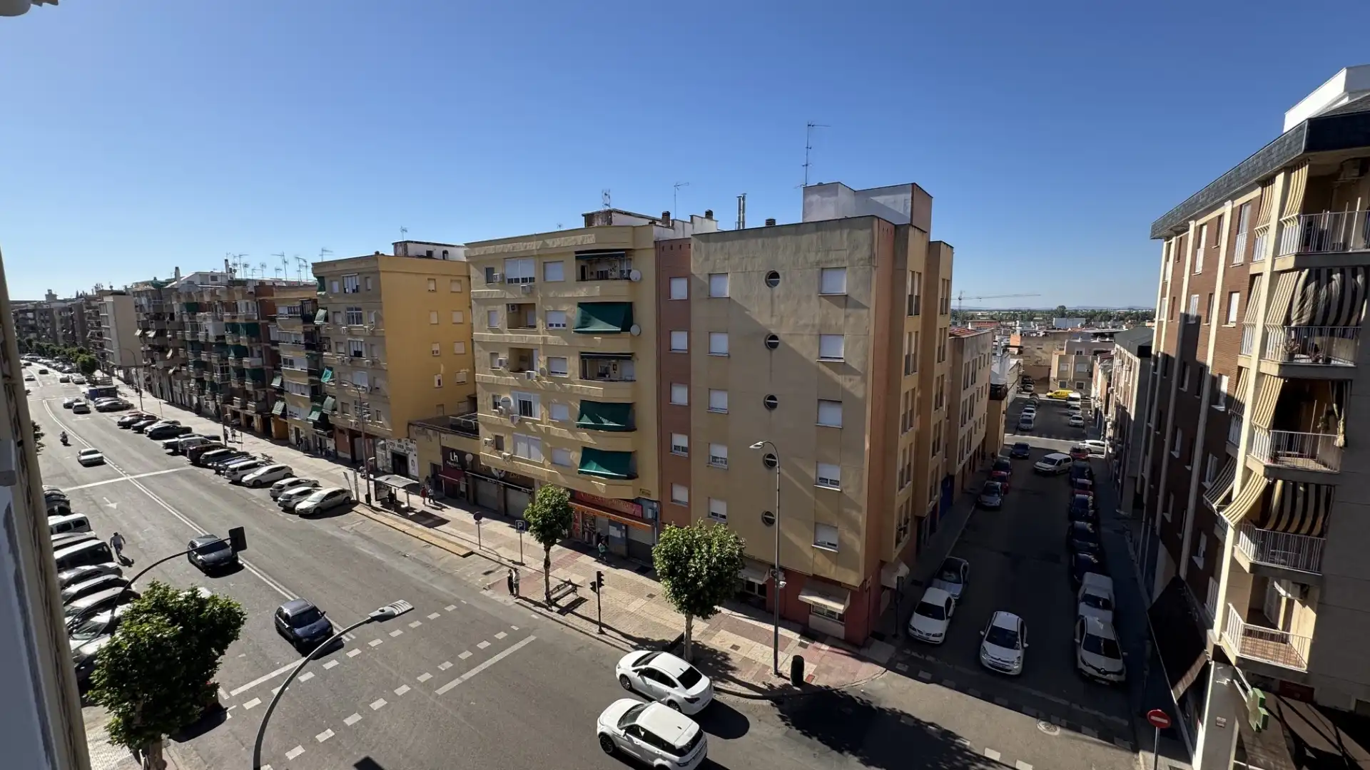 Vista exterior de Pis en venda en Badajoz amb Calefacció i Traster