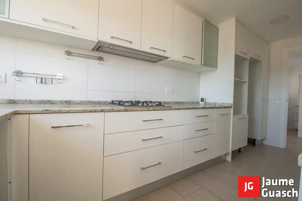 Küche von Wohnung zum Verkauf in Torredembarra mit Heizung, Terrasse und Alarm