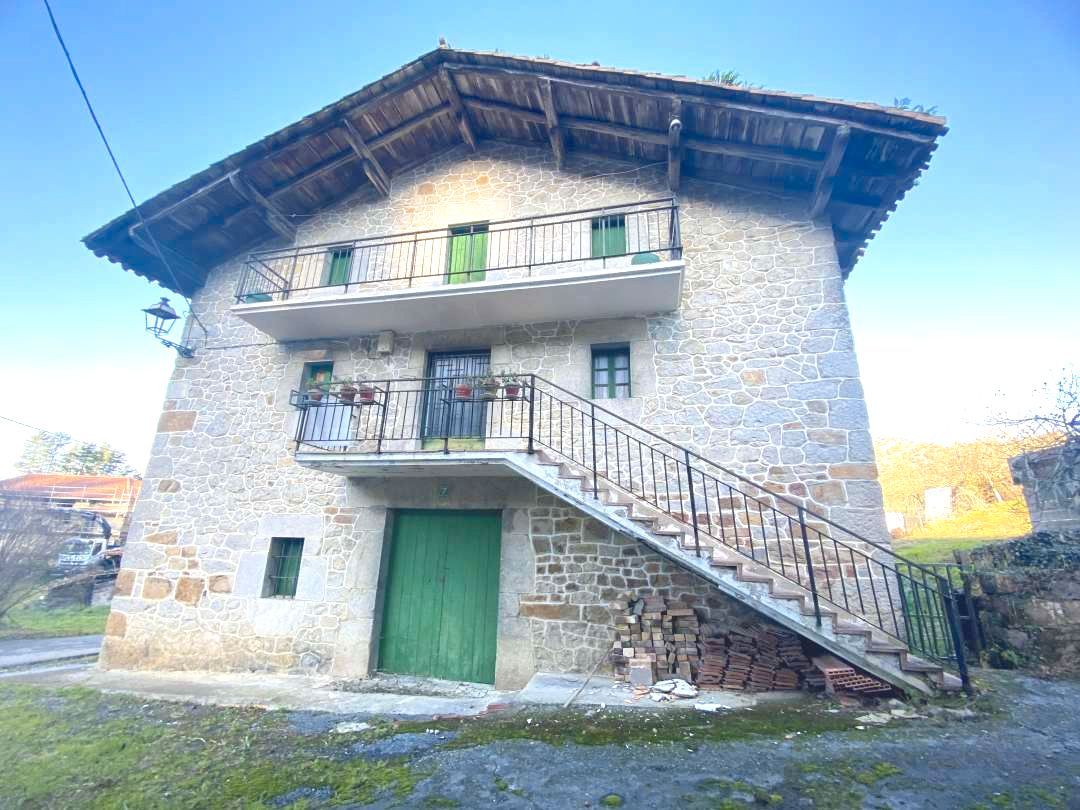 Exterior view of Country house for sale in Artea  with Private garden and Storage room