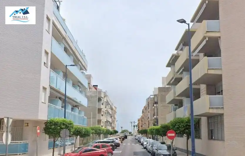Piso en venta en Calle de Blasco Ibáñez, imagen 2