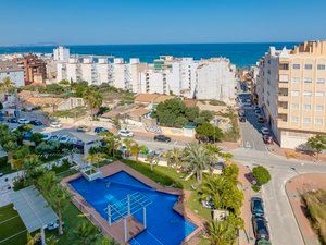 Exterior view of Flat for sale in El Campello  with Air Conditioner, Terrace and Storage room