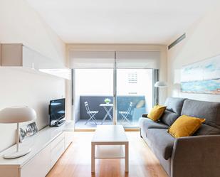 Sala d'estar de Apartament per a compartir en Sant Adrià de Besòs amb Terrassa