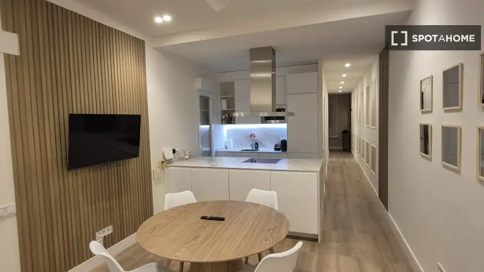 Flat with terrace to rent in Arganzuela