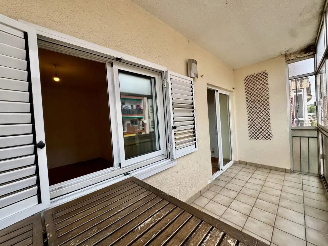 Terraza de Apartamento en venta en La Roca del Vallès con Calefacción