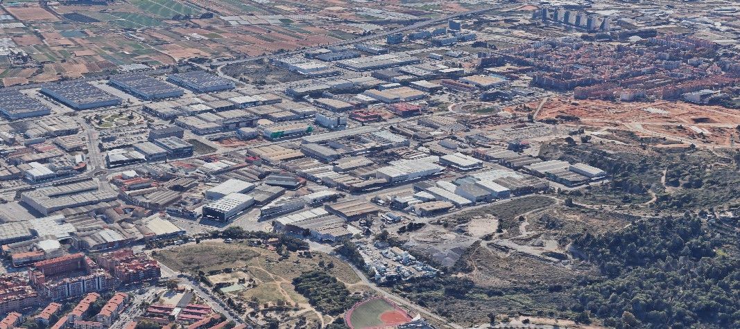 Vista exterior de Terreny industrial en venda en Sant Boi de Llobregat
