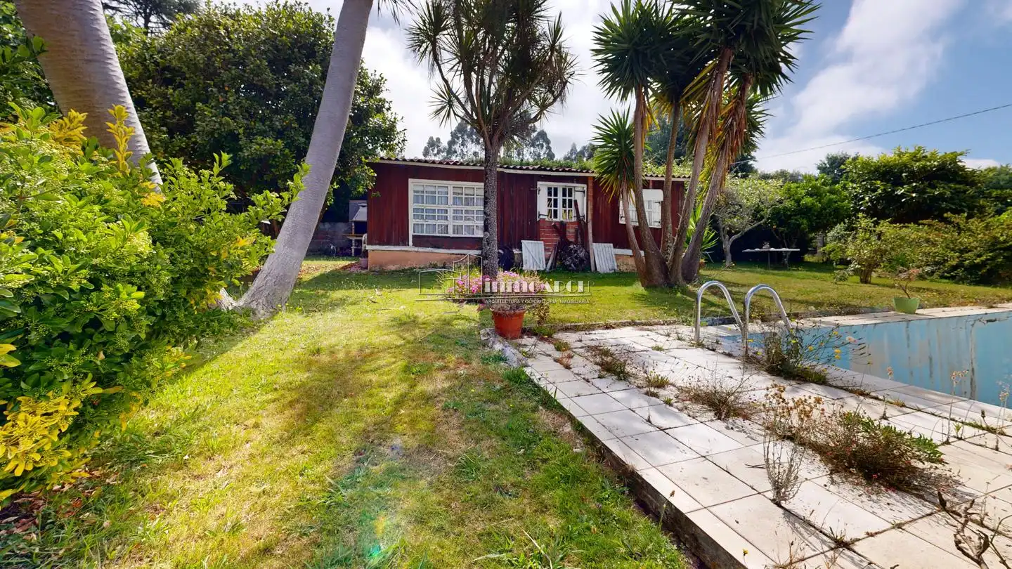 Garden of Residential for sale in Oleiros