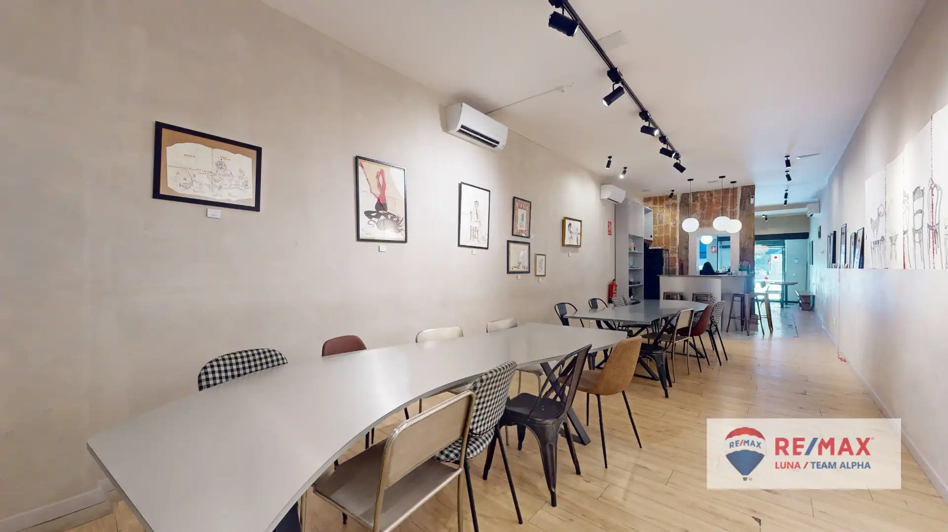 Comedor de Local en traspaso en Madrid con Aire acondicionado, Calefacción y Parquet