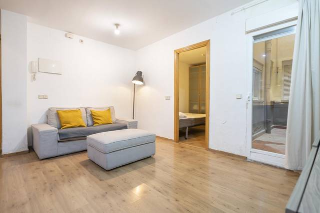 Planta baja en Venta en C. de Embajadores, 66 en Embajadores - Lavapiés