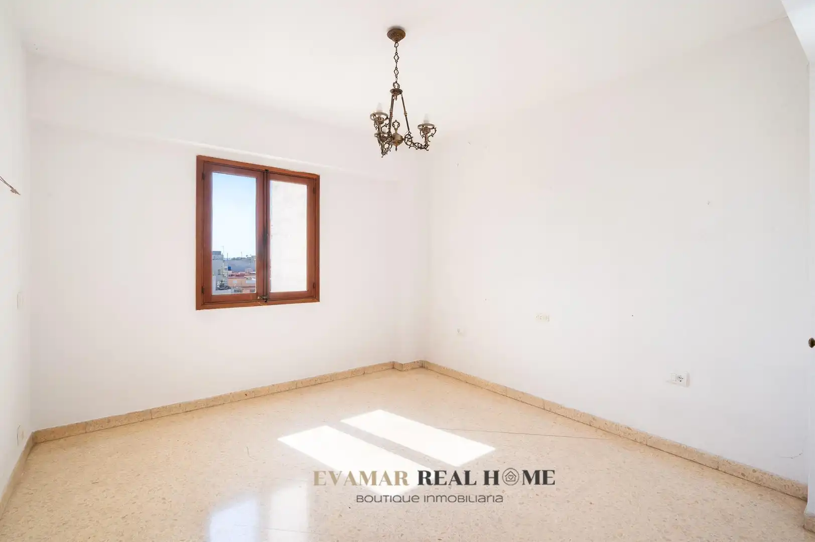 Dining room of Flat for sale in  Palma de Mallorca  with Air Conditioner, Terrace and Alarm