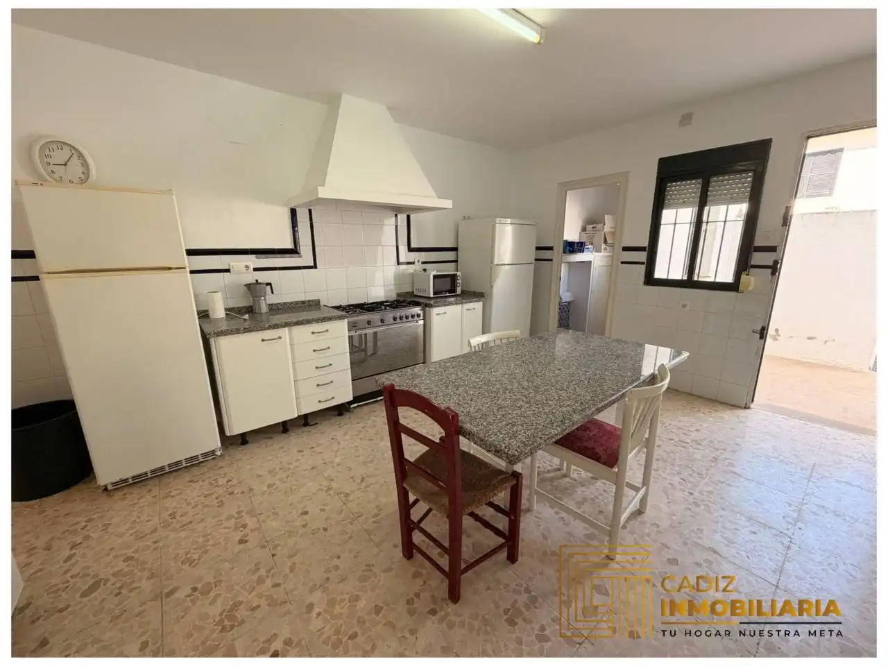 Cuina de Casa o xalet en venda en Chipiona amb Terrassa