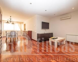 Living room of Flat to rent in Terrassa  with Heating, Parquet flooring and Furnished