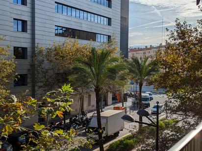 Exterior view of Flat for sale in  Valencia Capital  with Balcony