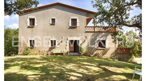 Finca tradicional catalana con jardín, terrazas y encanto en Darnius (Alt Empordà), imagen 2