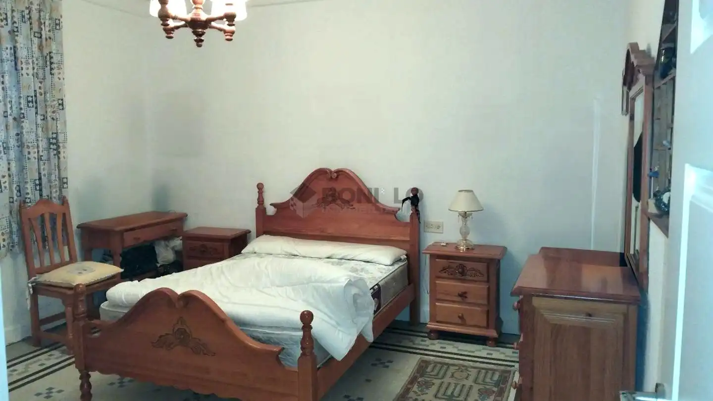 Dormitori de Casa o xalet en venda en Utrillas amb Calefacció, Jardí privat i Terrassa