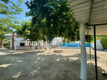Detached house with pool for sale in Calle Cristo Marroquí 2131