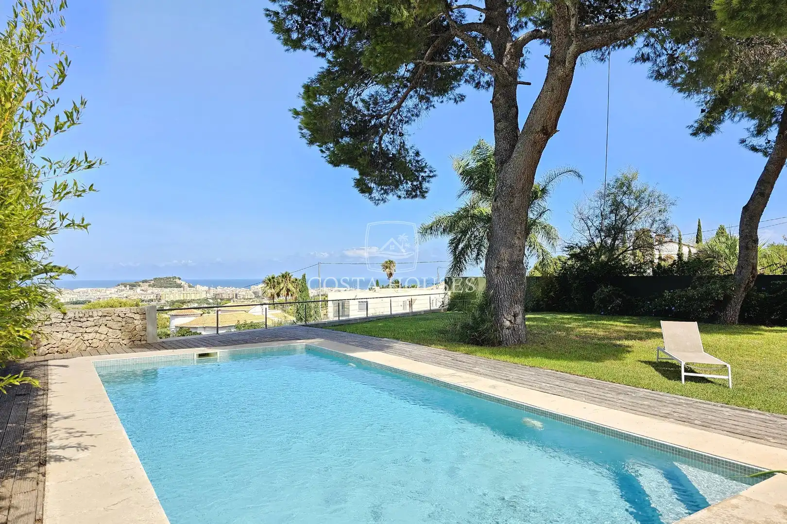 Exterior view of Houses for sale in Dénia  with Air Conditioner, Private garden and Terrace