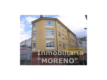Locale commerciale in affitto a Sarria