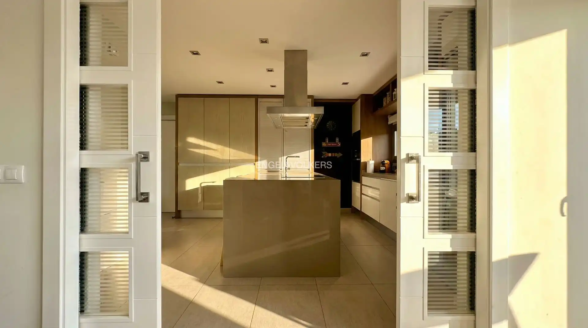 Cocina de Casa o chalet en venta en Cambrils con Aire acondicionado, Calefacción y Jardín privado