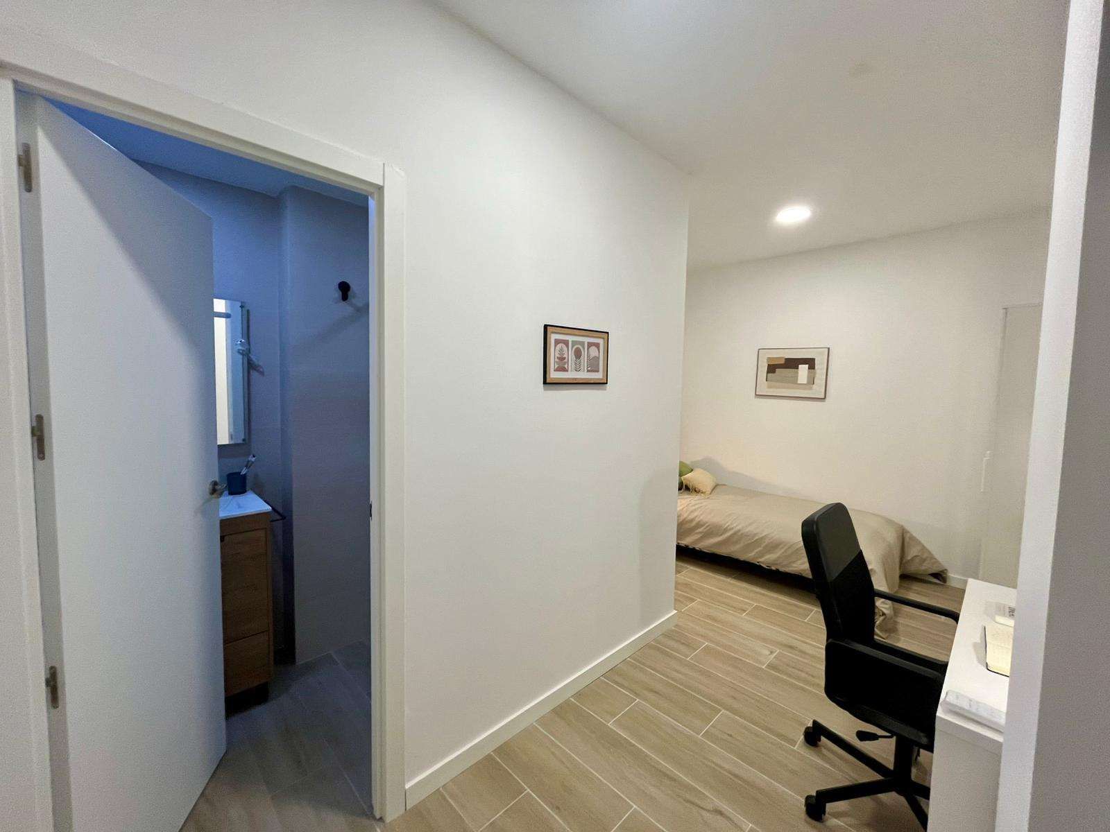 Flat to share in Burjassot  with Air Conditioner and Terrace