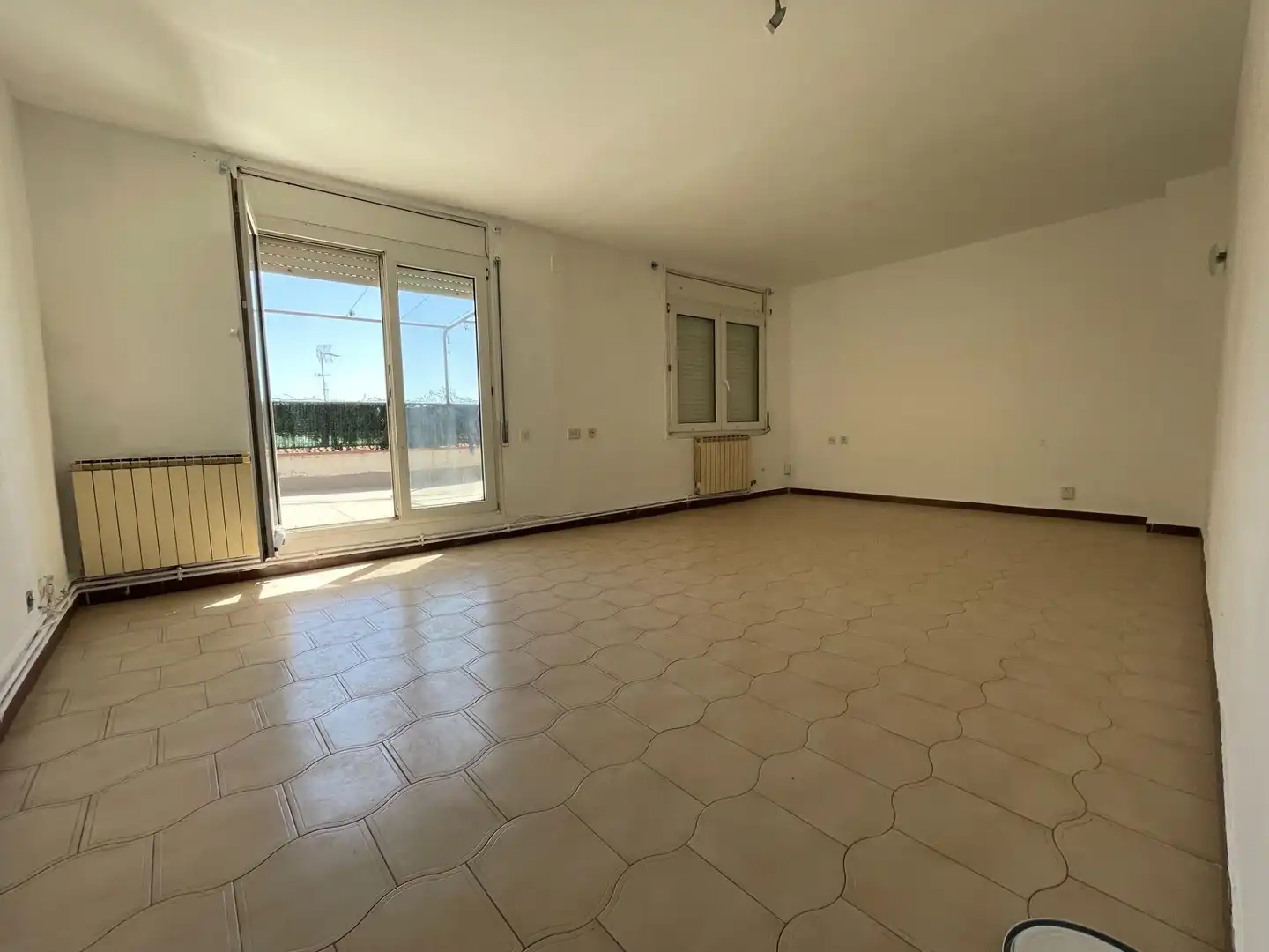 Sala d'estar de Àtic en venda en Igualada amb Calefacció i Terrassa
