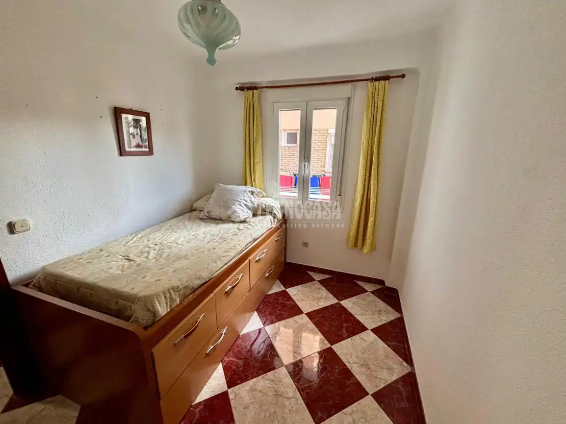 Habitación de Piso en venta en Málaga con Aire acondicionado, Balcón y Alarma