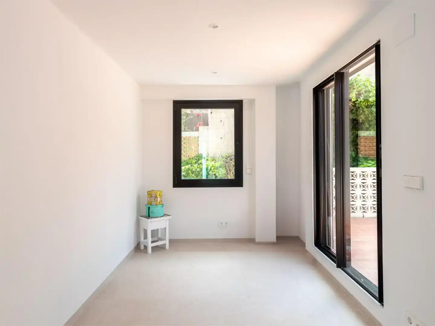 Bedroom of Flat for rent in Dénia  with Air Conditioner, Private garden and Storage room