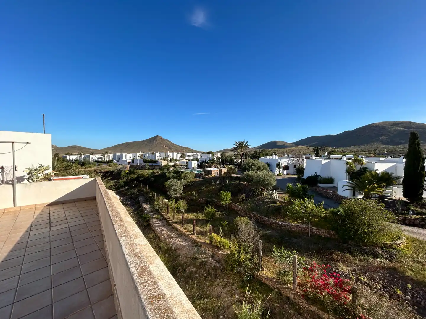 Vista exterior de Casa o xalet en venda en Níjar amb Moblat i Alarma