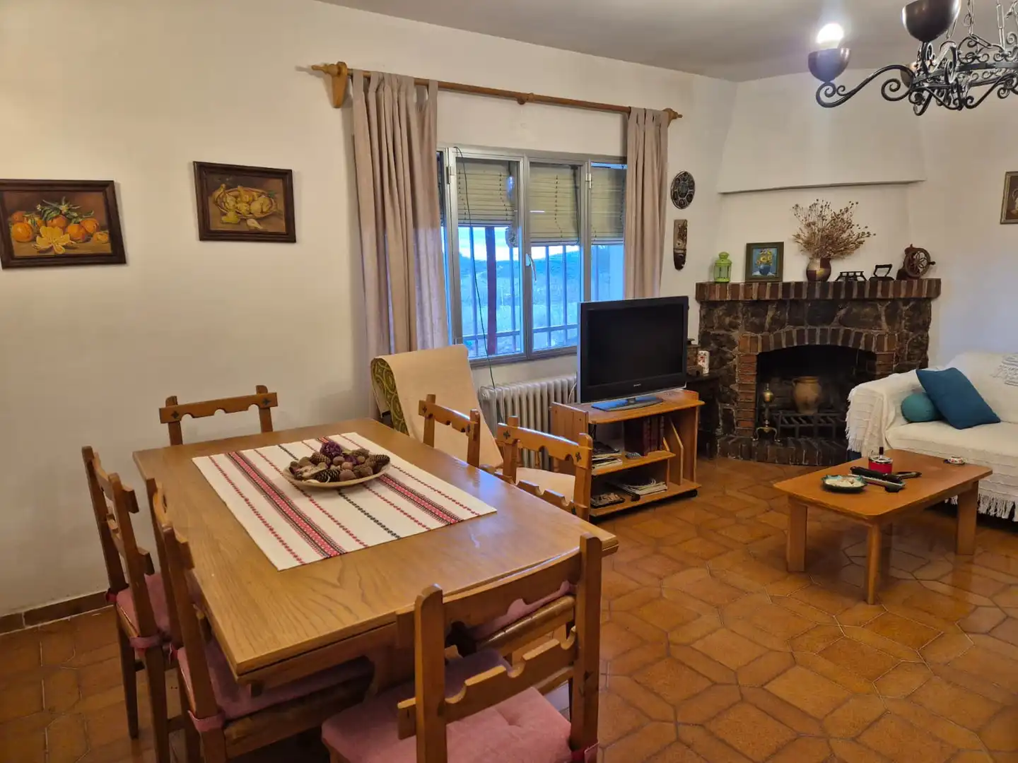 Sala de estar de Casa o chalet en venta en Berzosa del Lozoya con Jardín privado y Terraza