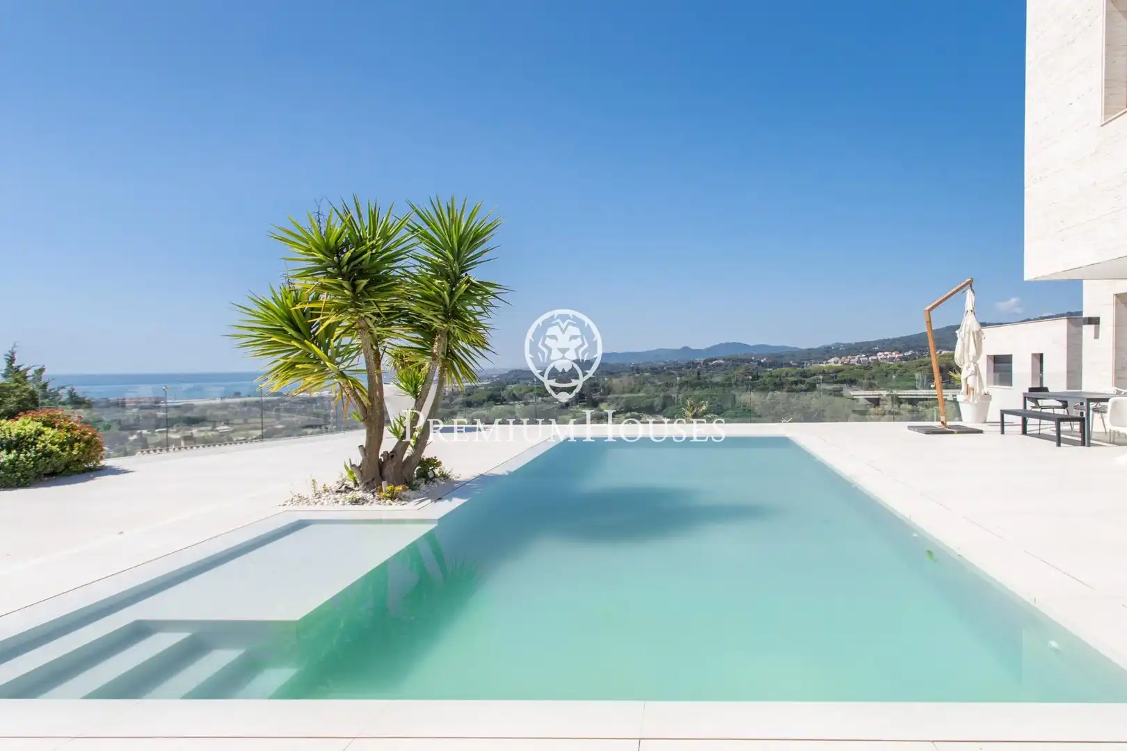 Casa con terraza en venta en Montalnou - Milans del Bosc, imagen 3