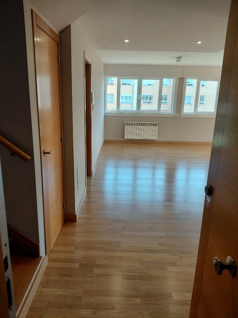 Dúplex en venda en Oleiros amb Calefacció, Parquet i Terrassa