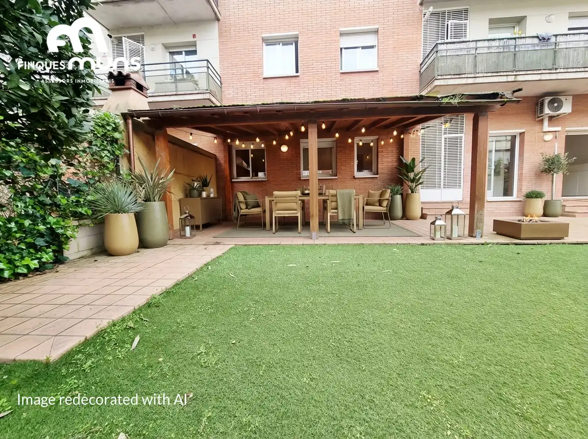 Terrassa de Pis en venda en Girona Capital amb Aire condicionat, Calefacció i Jardí privat