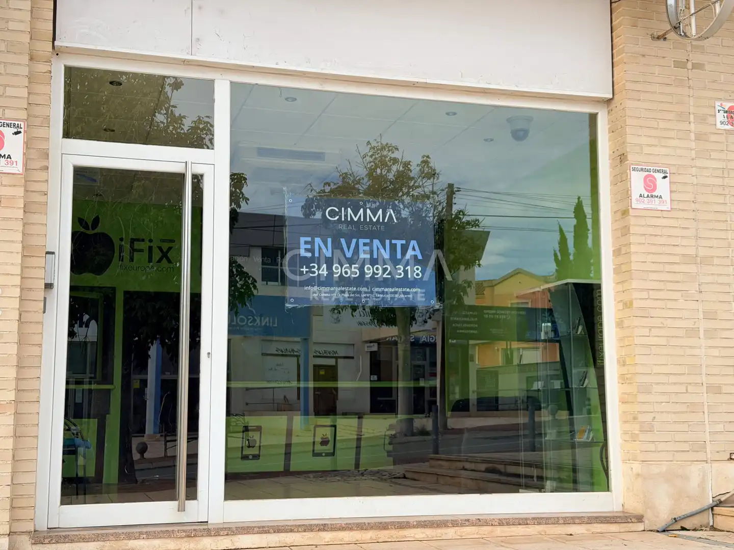 Local en venda en La Nucia