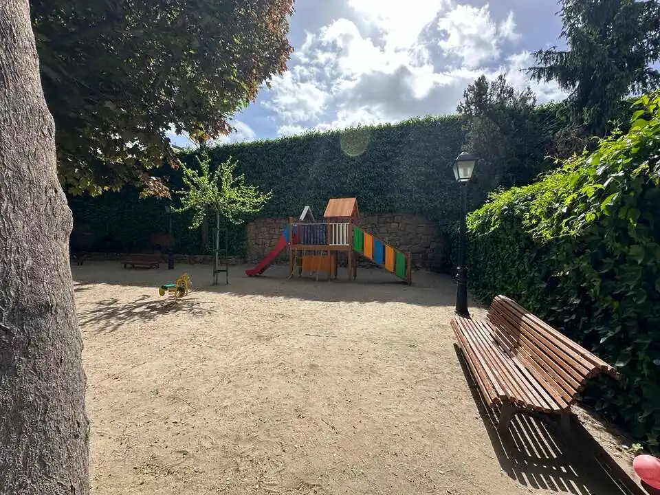 Garden of Flat for rent in Madrid  with Heating, Private garden and Swimming Pool