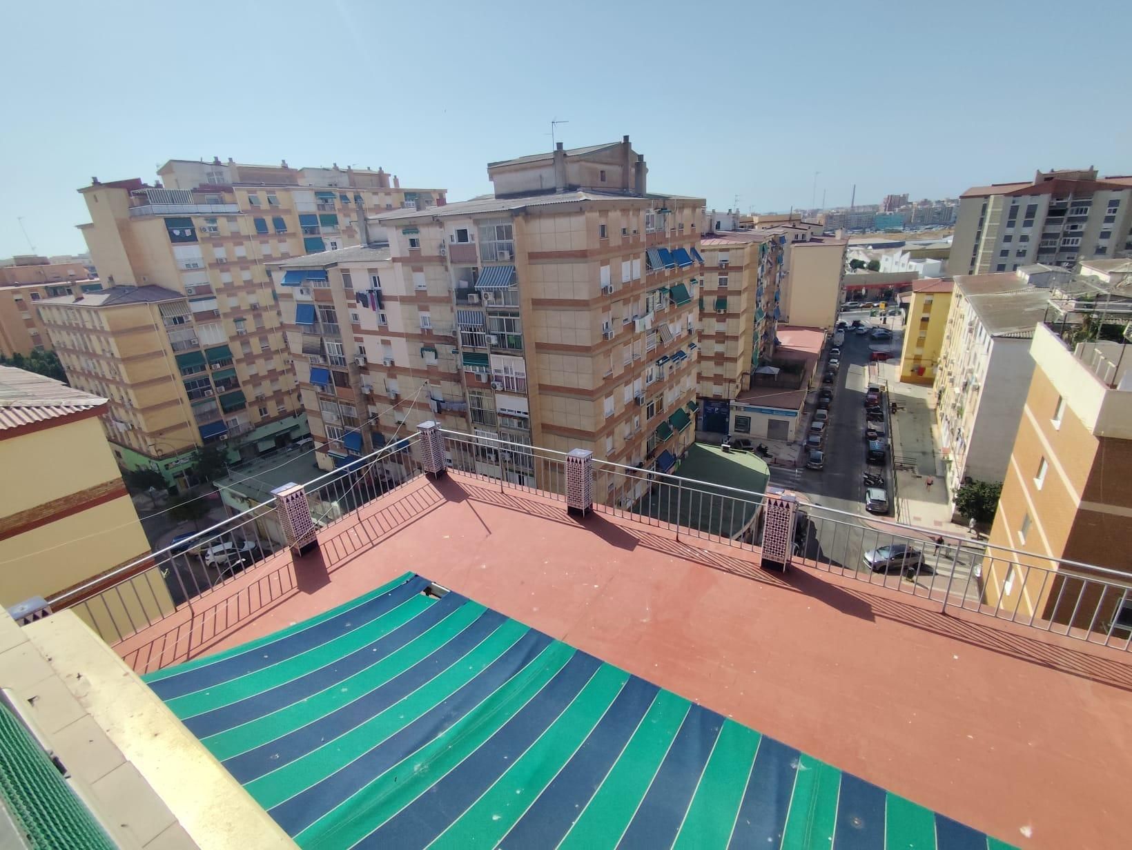 Vista exterior de Piso en venta en Málaga Capital con Terraza