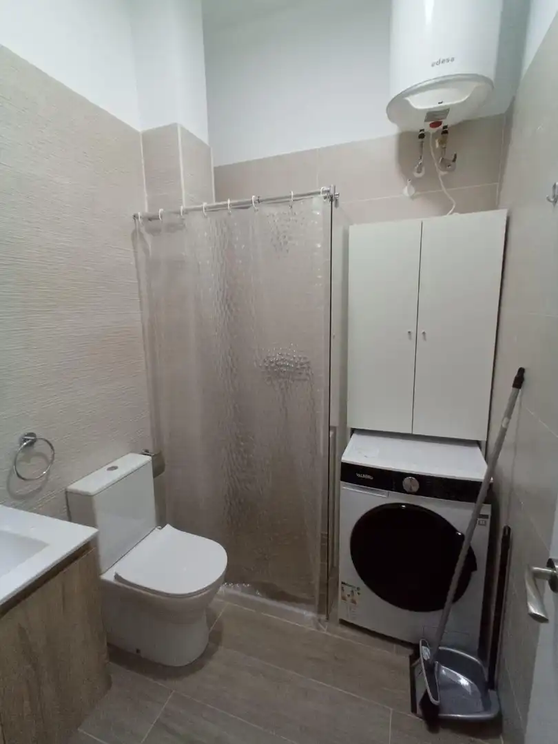 Bathroom of Study for rent in San Vicente del Raspeig / Sant Vicent del Raspeig  with Air Conditioner, Furnished and Oven